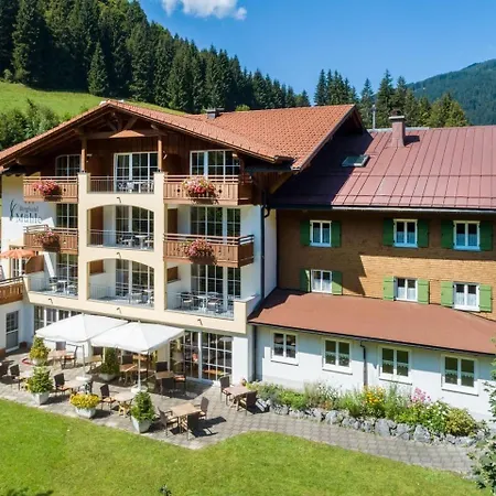 Alpura Allgaeu - Active Nature Retreat - Hotel Reopening Szálloda Bad Hindelang